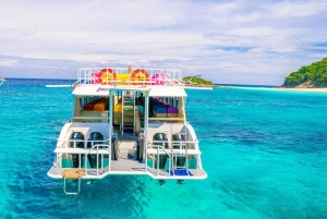 プーケット発：バンブーとピピ島でのんびりシュノーケリングと探検