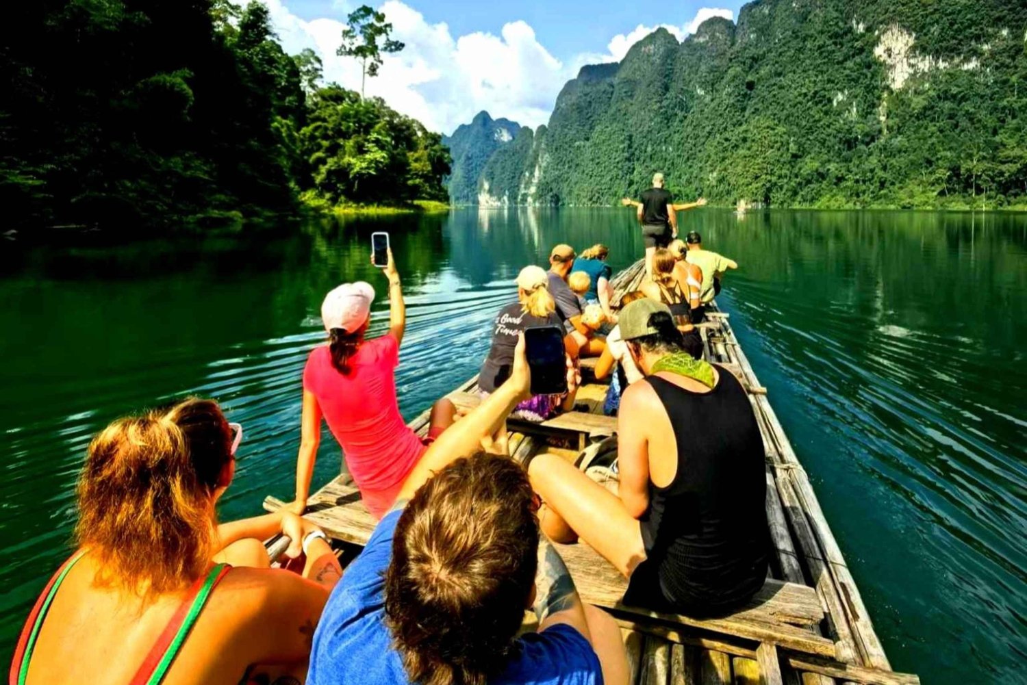 Z Phuket: Wycieczka z noclegiem nad jeziorem Cheow Lan: wszystko w cenie
