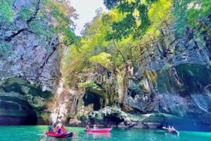 Au départ de Phuket : Baie de Phang Nga 6 - Canoë sur les îles en bateau rapide