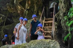 Au départ de Phuket : Baie de Phang Nga 6 - Canoë sur les îles en bateau rapide