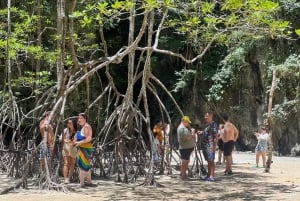 Au départ de Phuket : Baie de Phang Nga 6 - Canoë sur les îles en bateau rapide