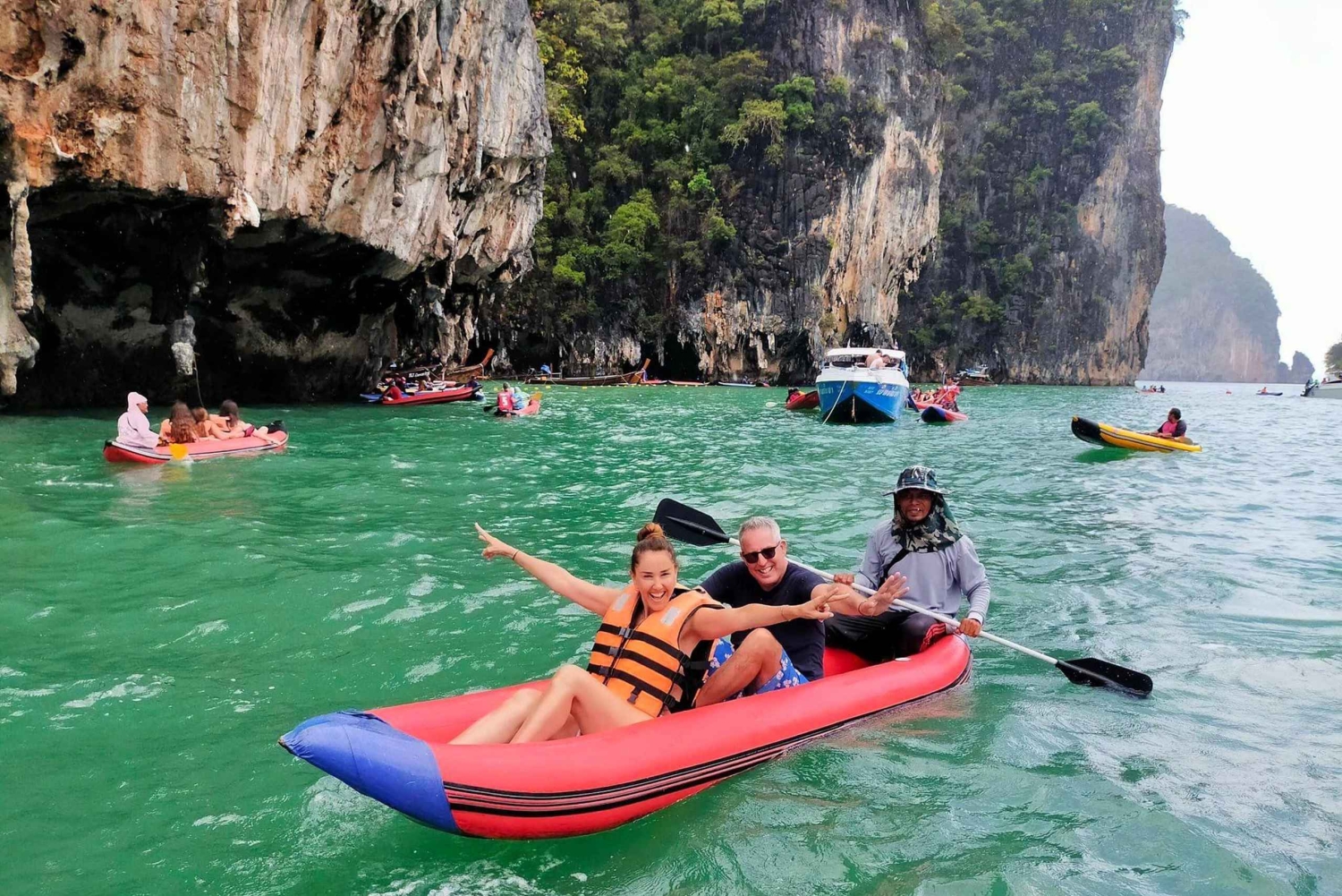 De Phuket: Passeio de Catamarã pela Baía de Phang Nga
