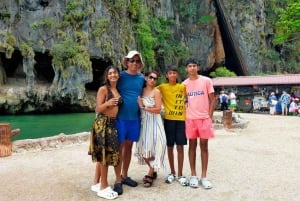 Desde Phuket: Excursión de Aventura en Catamarán por la Bahía de Phang Nga