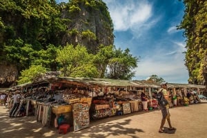 Desde Phuket: Excursión de Aventura en Catamarán por la Bahía de Phang Nga