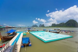 Desde Phuket: Excursión de Aventura en Catamarán por la Bahía de Phang Nga