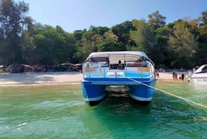 Desde Phuket: Excursión de Aventura en Catamarán por la Bahía de Phang Nga