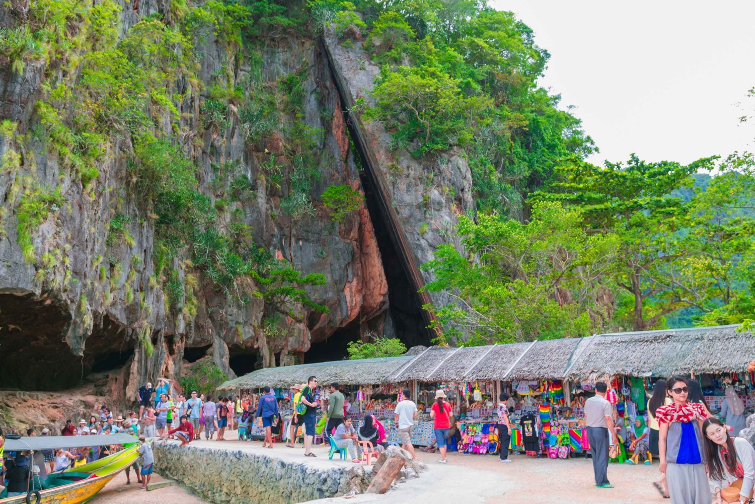 Desde Phuket: Bahía de Phang Nga y isla James Bond en lancha rápida