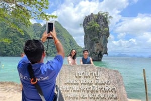 Desde Phuket: Bahía de Phang Nga y isla James Bond en lancha rápida