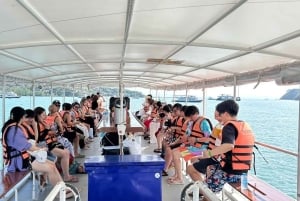 Z Phuket: jednodniowa wycieczka łodzią po zatoce Phanga Nga z lunchem