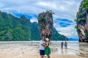 Z Phuket: jednodniowa wycieczka łodzią po zatoce Phanga Nga z lunchem