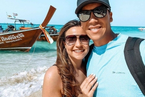 Phuketista: Phi Phi ja Khai-saaret pikaveneajelulla