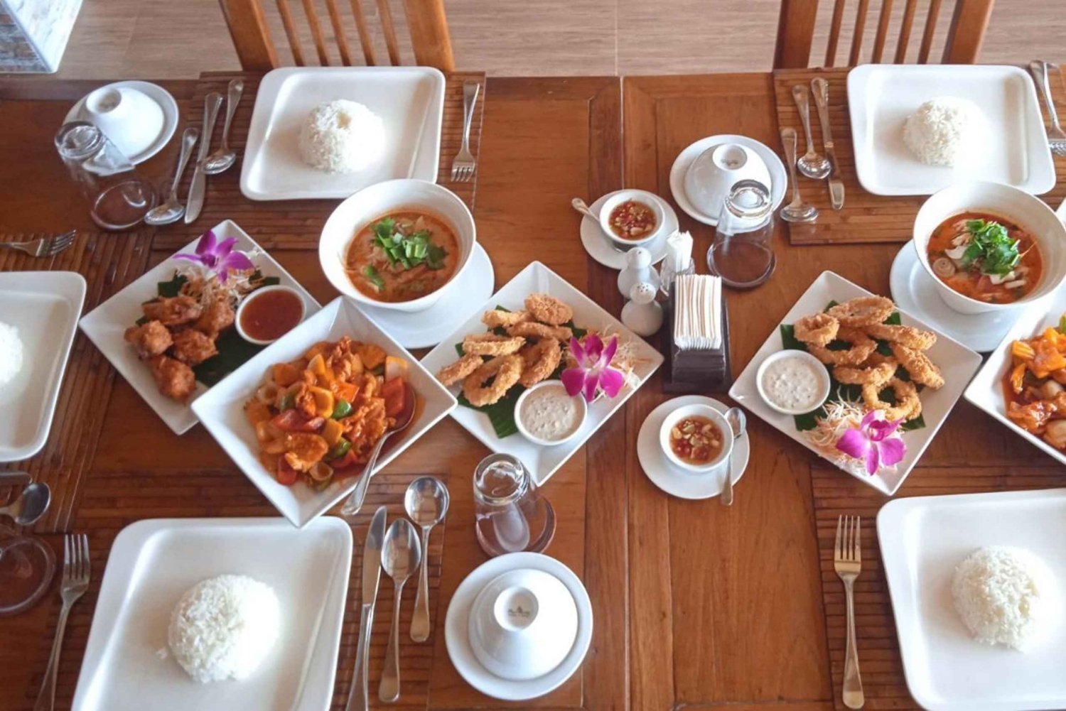 From Phuket: Phi Phi Islands Speedboat Trip & Lunch