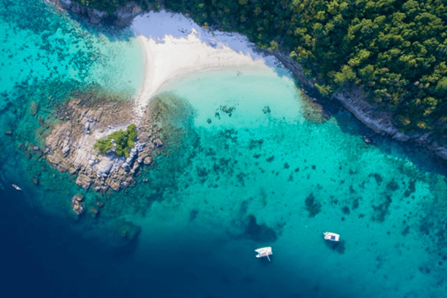 Desde Phuket: Tour privado en lancha rápida por las Islas Racha