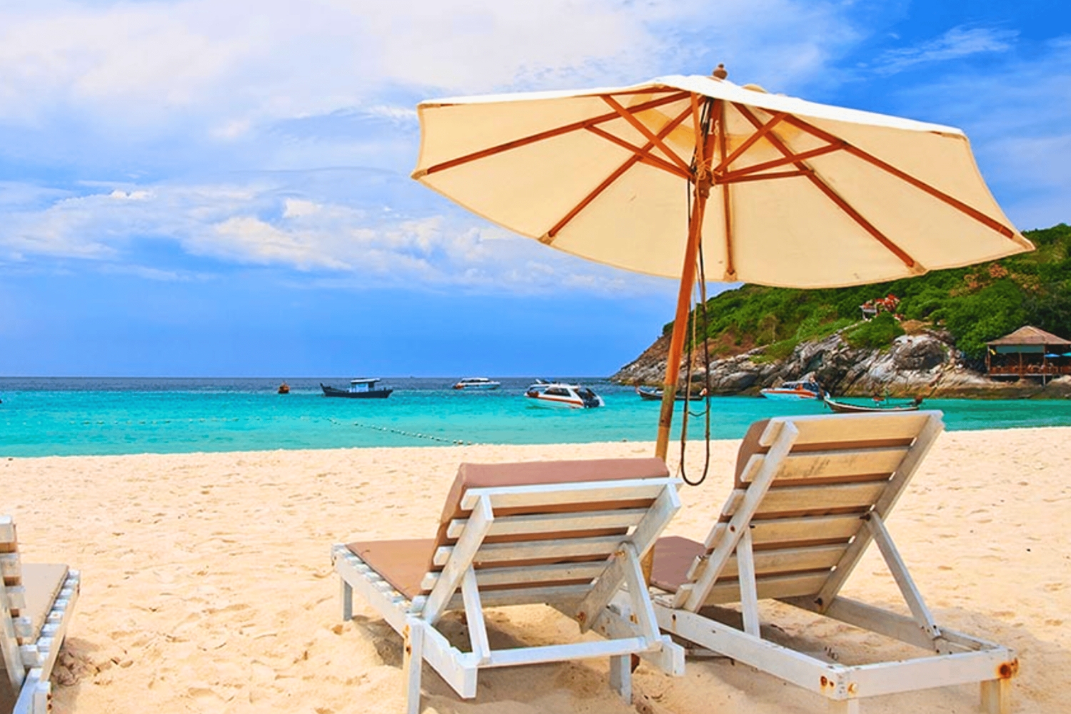 Desde Phuket: Tour privado en lancha rápida por las Islas Racha