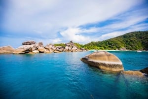 Da Phuket: Viaggio di lusso alle Isole Similan in catamarano veloce