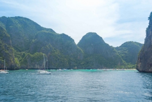 From Phuket: Snorkeling Ferry Cruise to Phi Phi Islands