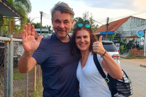 Phuketista: VIP-minibussikuljetus Cheow Lan -järven laiturille