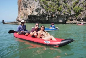 Phuketista: James Bond ja Phang Nga Bay Tour pikaveneellä.