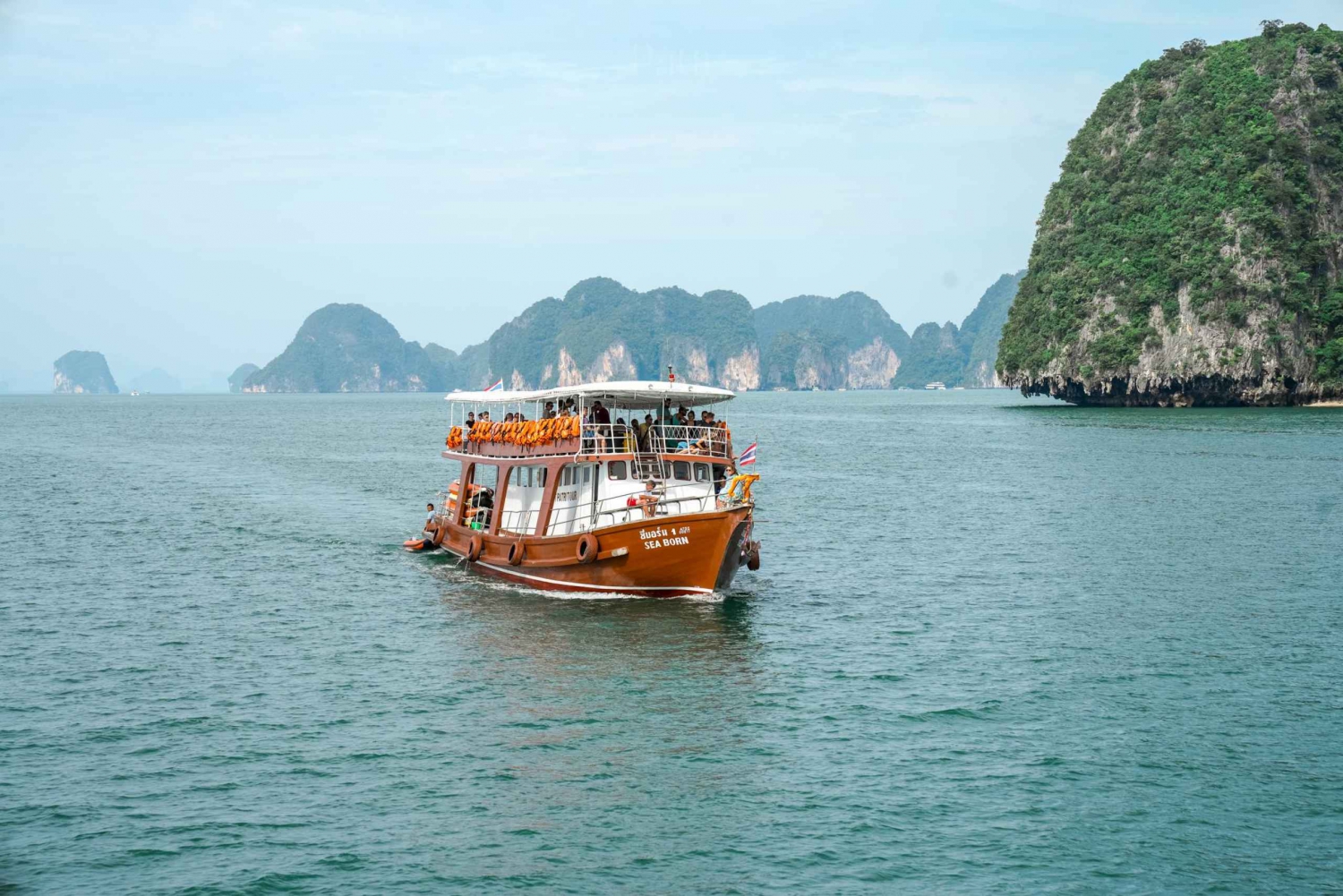 Phuket: James Bond-dagstur og kanosejlads med stor båd