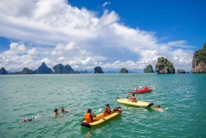 Phuket : James Bond Day Tour et canoë-kayak à bord d'un grand bateau