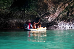 Phuket: Passeio de um dia com James Bond e canoagem em um grande barco