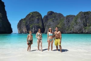 Khao Lak: Jednodniowa wycieczka na Phi Phi z prywatną wycieczką długim ogonem