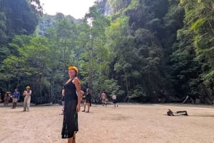 Khao Lak: James Bond, Ko Panyi, tour por la isla de Khai con piragua