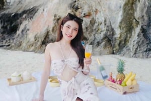 Khao Lak : Excursion privée en bateau à longue queue vers l'île de James Bond