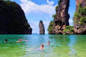 Khao Lak : Excursion privée en bateau à longue queue vers l'île de James Bond