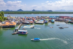 Khao Lak: Passeio rápido de catamarã a motor até à Ilha James Bond