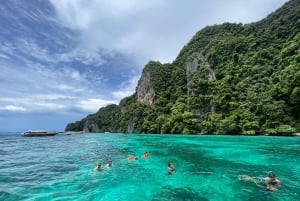 Пхукет: Тур по островам Кхай с роскошным быстроходным катером