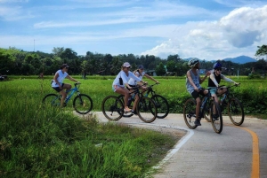 Odkrywanie wysp Koh Yao i Hong: Rowery, laguny, plaże