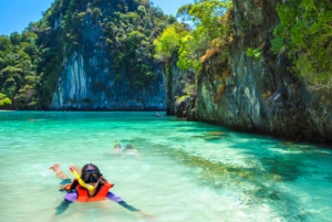 Krabi: Private Luxury Long-Tail Boat to Hong Island