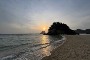 Krabi: Krabissa: Yksityinen ylellinen luksusvene Hongin saarelle