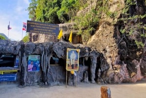 Krabi: Tour privado de un día por James Bond y Koh Panyi con almuerzo