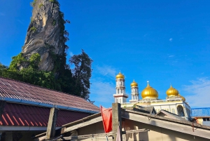 Krabi: Tour privado de un día por James Bond y Koh Panyi con almuerzo