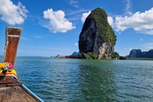 Krabi: Tour privado de un día por James Bond y Koh Panyi con almuerzo