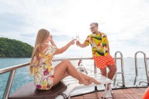 푸켓에서 즐기는 멜로디 선셋 디너 크루즈