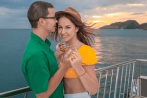 푸켓에서 즐기는 멜로디 선셋 디너 크루즈