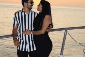 푸켓에서 즐기는 멜로디 선셋 디너 크루즈