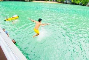 팡야만과 제임스 본드 섬 보트 투어