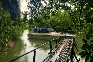 Phang Nga Bay: Early Bird James Bond & Beyond Tour
