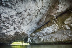 Phang Nga Bay: Early Bird James Bond & Beyond Tour