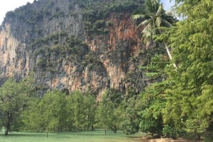 Phang Nga Bay: Early Bird James Bond & Beyond Tour