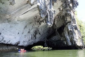 Phang Nga Bay: Early Bird James Bond & Beyond Tour