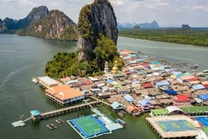 Длиннохвостая лодка в заливе Пханг Нга с обедом