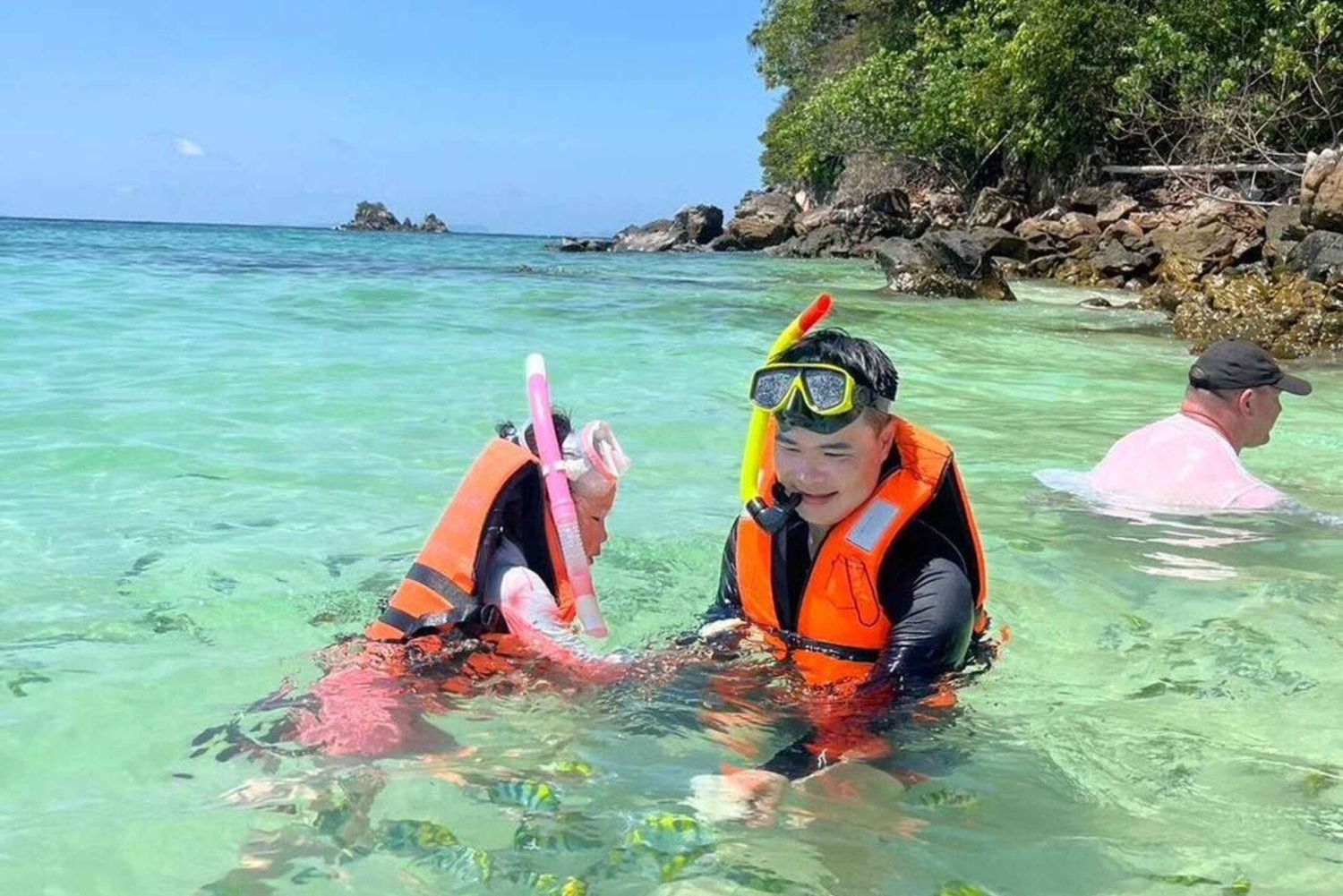 Phuket: 3 Khai-saaret - snorklaus ja rentoutuminen (puoli päivää/koko päivä)