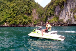 푸켓: 9개 섬을 오가는 4시간 제트 스키 체험