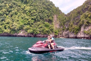 푸켓: 9개 섬을 오가는 4시간 제트 스키 체험