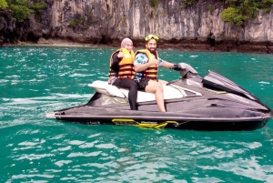 푸켓: 9개 섬을 오가는 4시간 제트 스키 체험